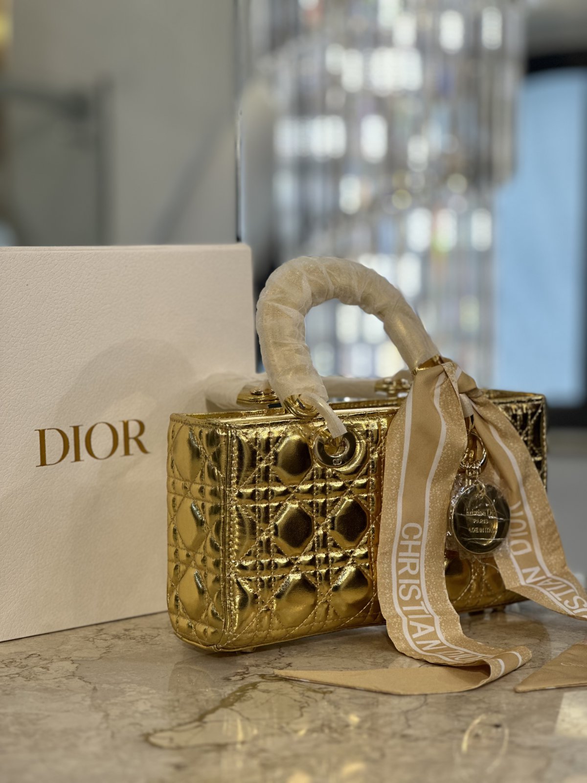 Dior